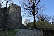 53 Bastioni del Castello di San Vigilio